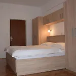 Popo Apartment