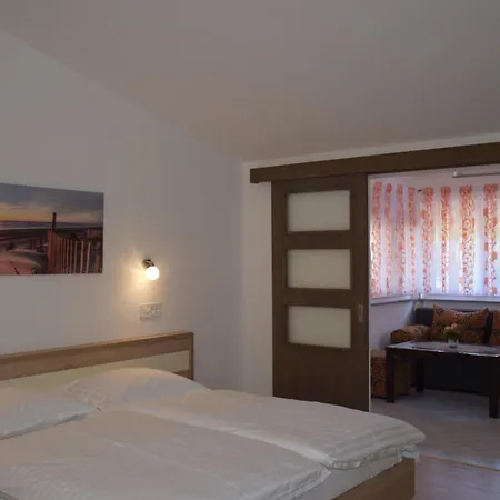 Popo Apartamento Starigrad Paklenica