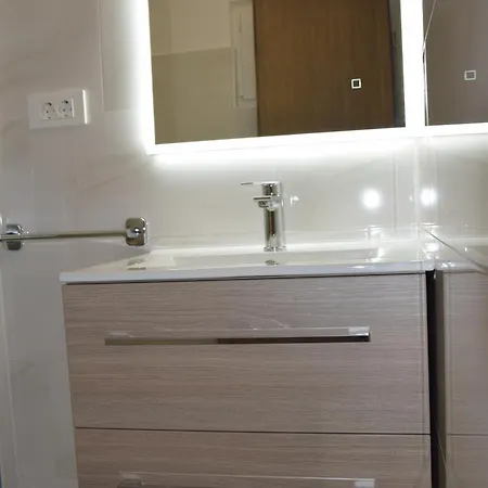 Popo * Starigrad Paklenica