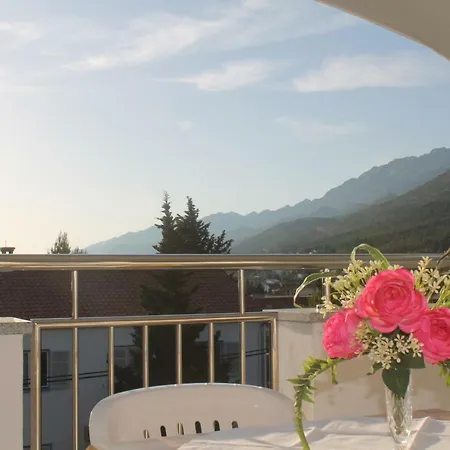 Popo Apartamento Starigrad Paklenica