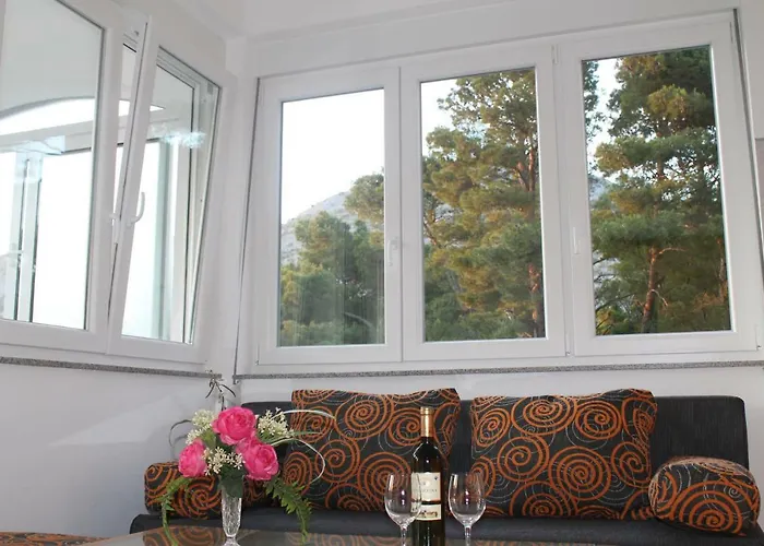 Popo ستاريغغاد باكلينتسا