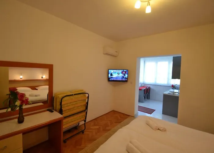 Apartment Popo Starigrad Paklenica