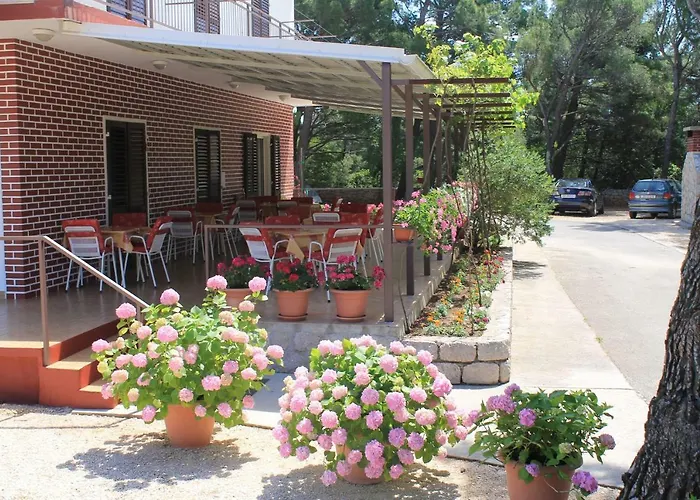 Apartment Popo Starigrad Paklenica