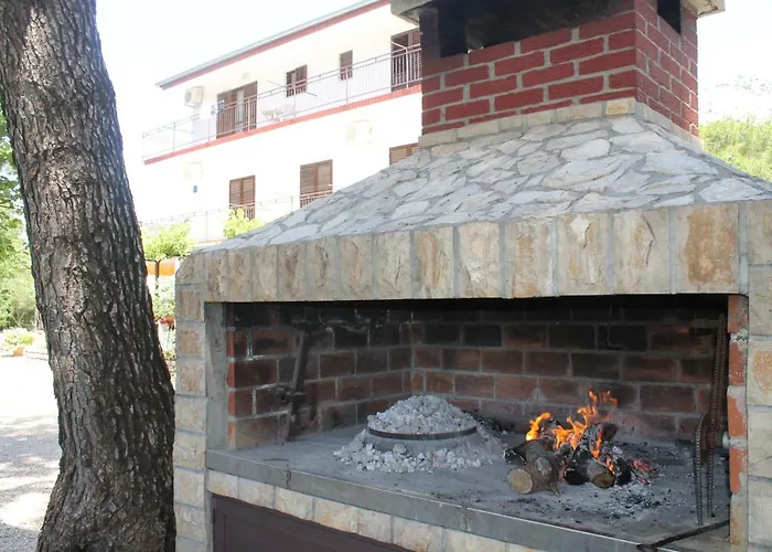 Apartment Popo Starigrad Paklenica